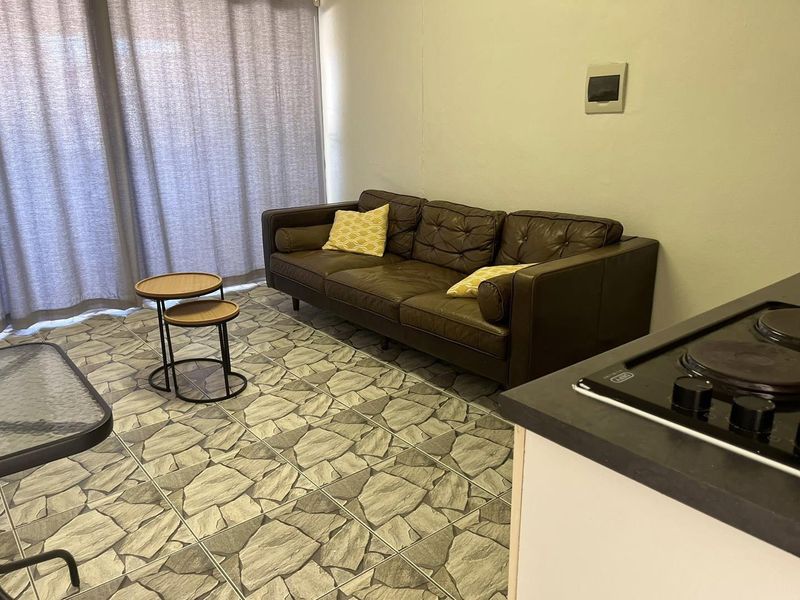 Fully furnished one bedroom apartment to rent in Hochlandpark -short terms - Photo 2