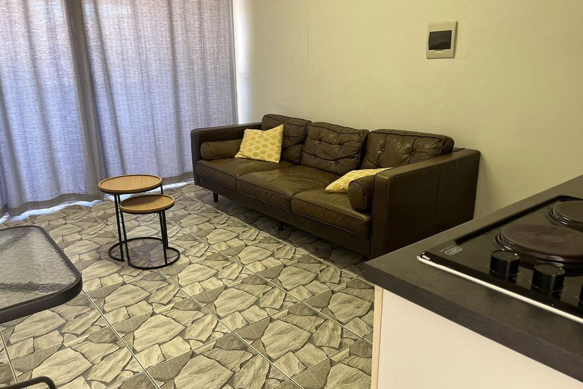 Fully furnished one bedroom apartment to rent in Hochlandpark -short terms - Photo 2