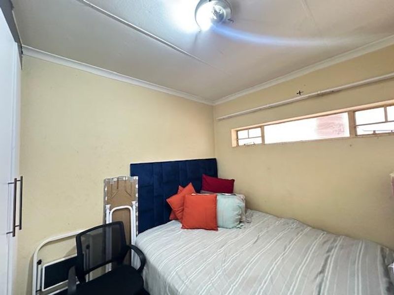 2-Bedroom House for Sale in Olievenhoutbos, Centurion - Photo 8