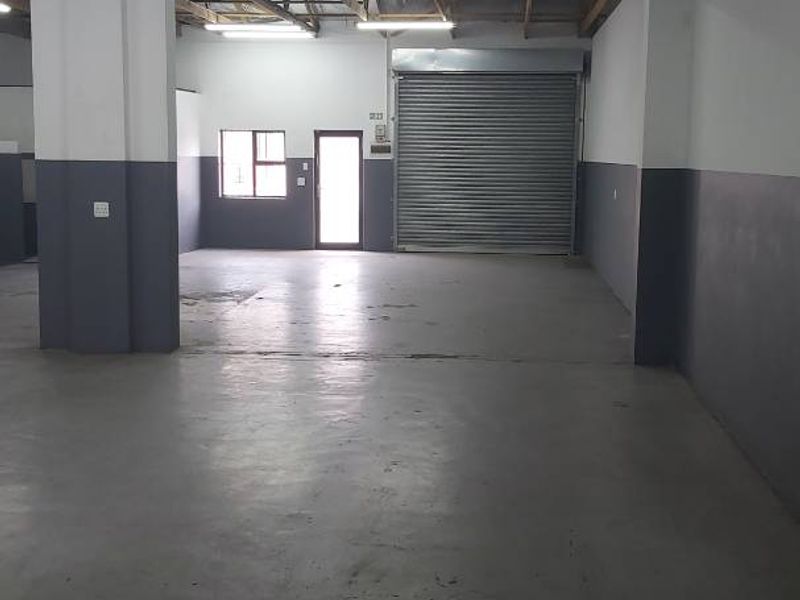 Warehouse/workshop/ storage unit to let in Fairview. - Photo 10