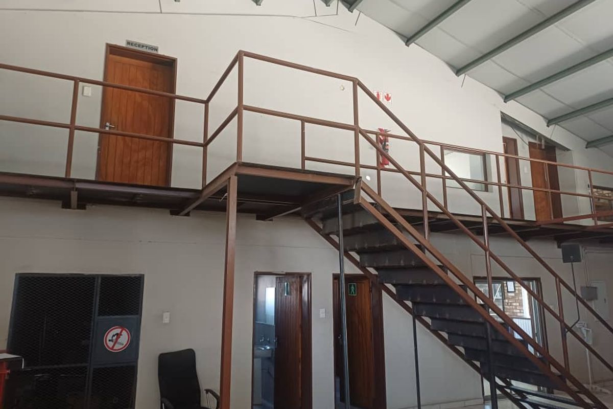 Warehouse To Rent – Lafrenz - Photo 2