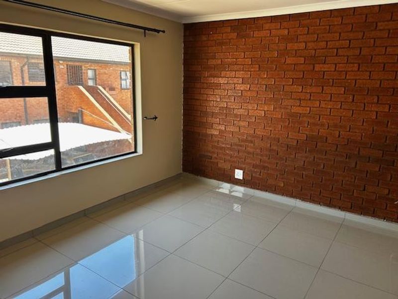 2 Bedroom Apartment for Rental - Photo 6