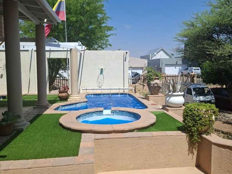 Exceptional Home for Sale in Suiderhof. - Photo 2