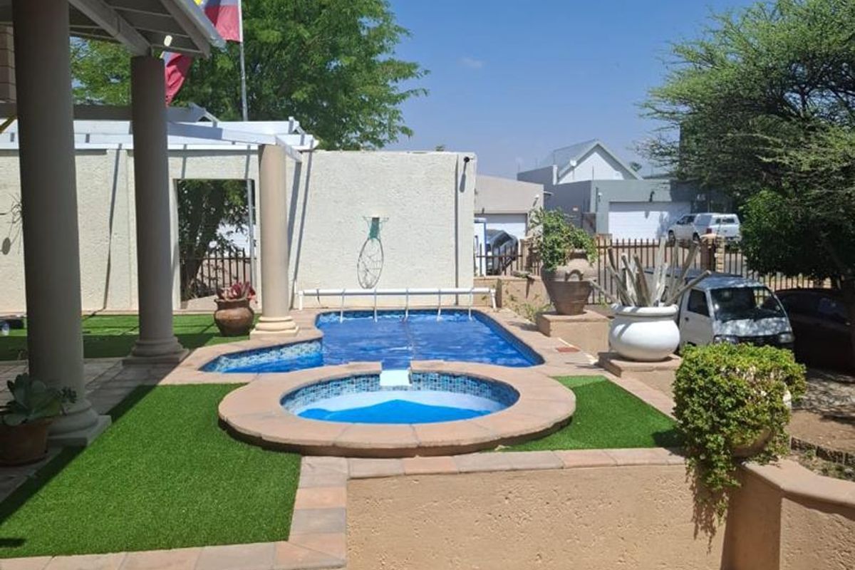 Exceptional Home for Sale in Suiderhof. - Photo 2