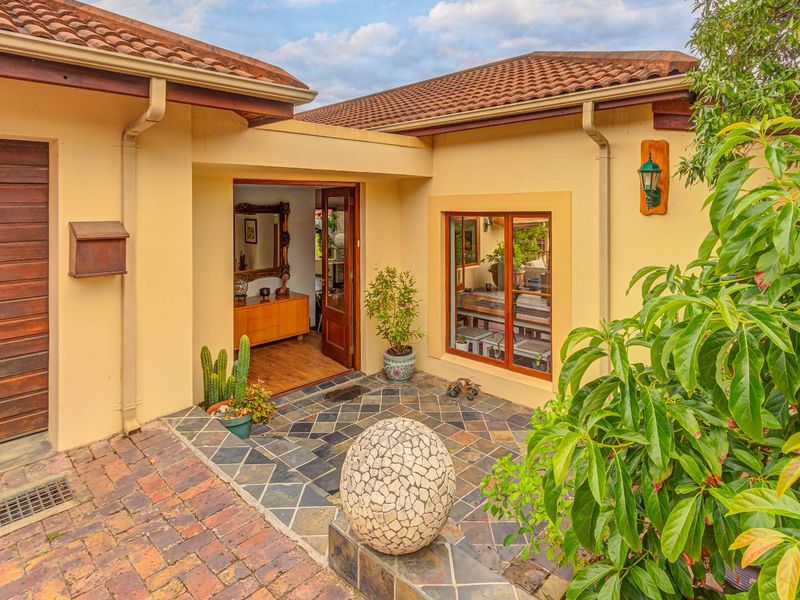 Private Retreat, in Harmony with nature - Photo 6