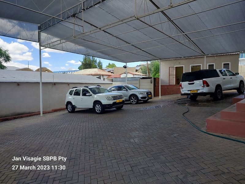 FOR SALE - Retail with plenty of parking space next to Hosea Kutako Drive - Photo 8