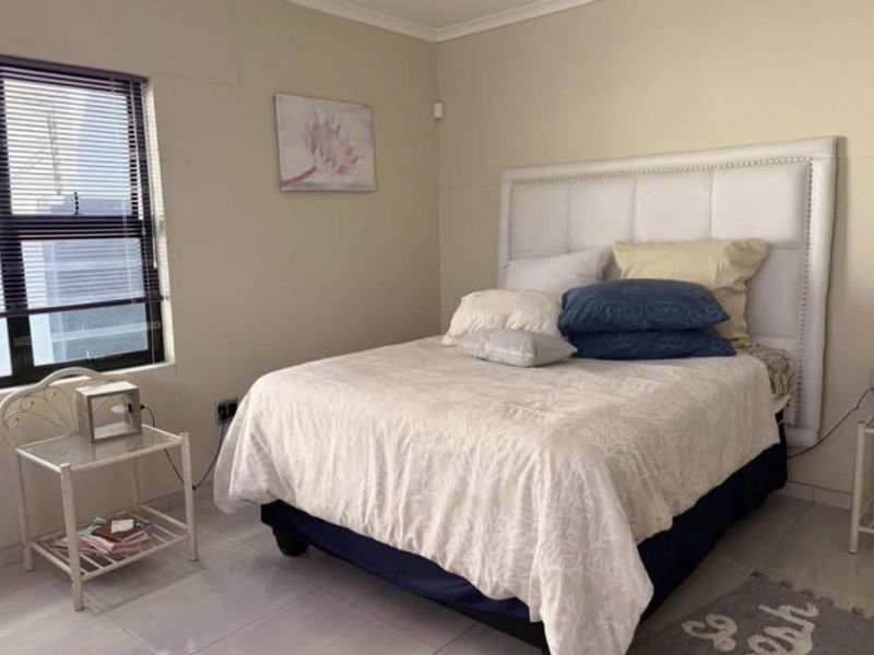 Three Bedroom House For Rent In Rocky Crest - Photo 7