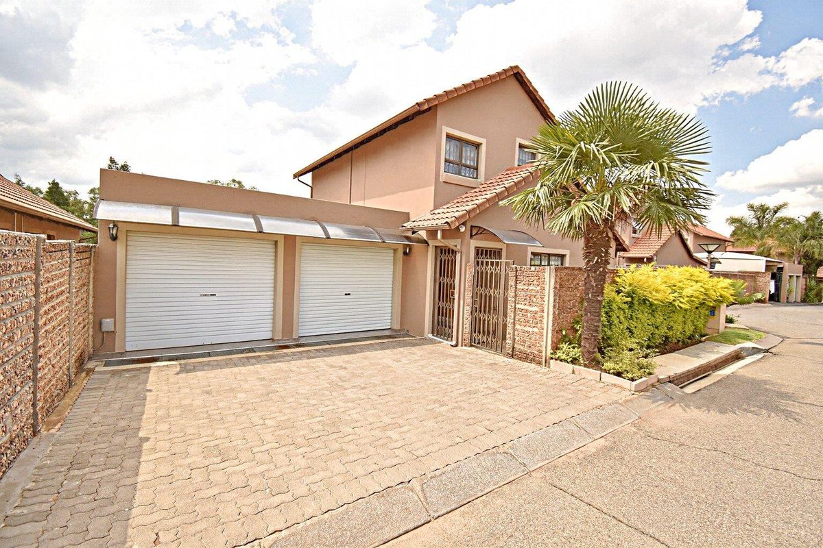 Modern and Secure - Photo 2