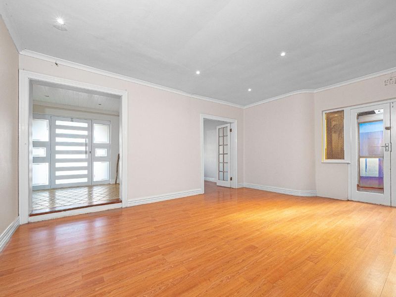 OLD CRAWFORD- Stunning Home with Ready Rental Income! - Photo 4