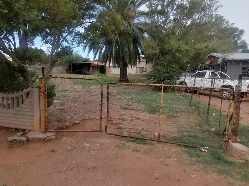 Vacant Land - R300 000.00 - Photo 3