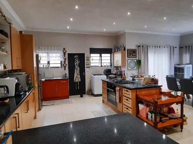 Stunning house in Auasblick for Sale - Photo 3