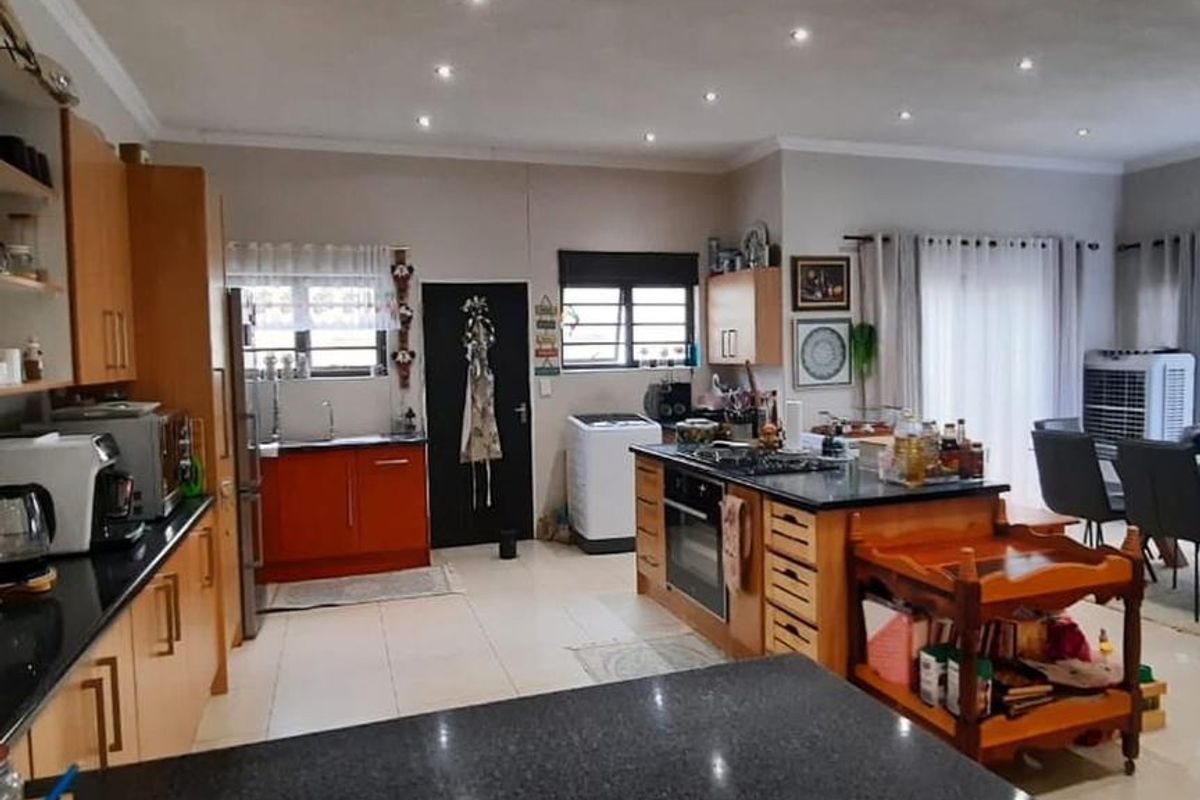 Stunning house in Auasblick for Sale - Photo 3