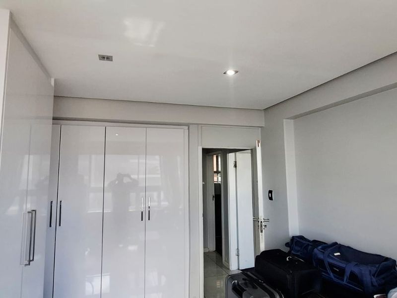 "Seaside Splendor: Luxurious Apartment with Unmatched Ocean Views!" - Photo 9