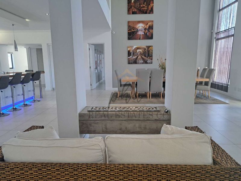 Stylish 5 bedroom home with indoor pool for sale in prime area in Walvis Bay selling for N$10.5 mil - Photo 5