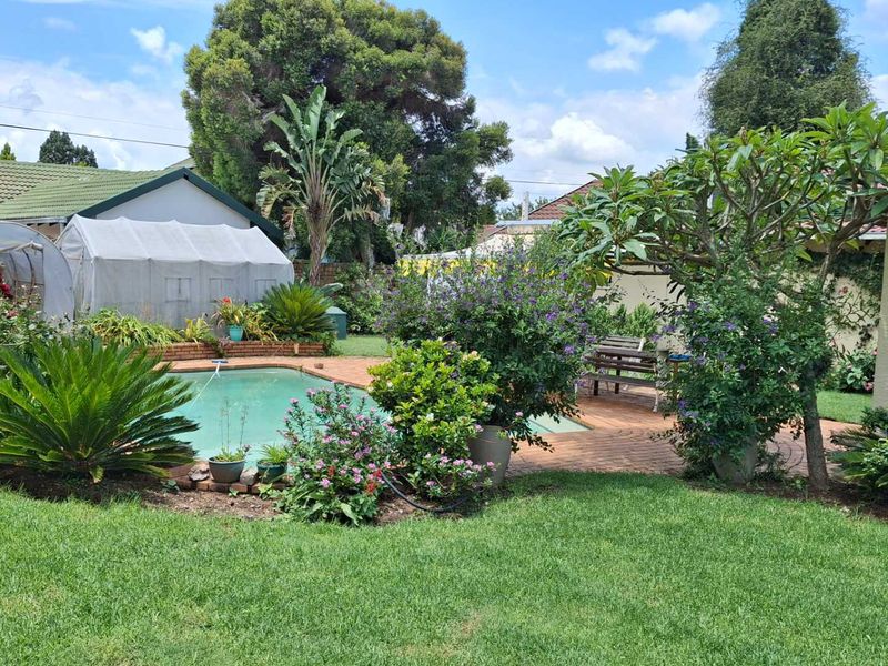 Lovely 3 Bedroom House - Photo 2