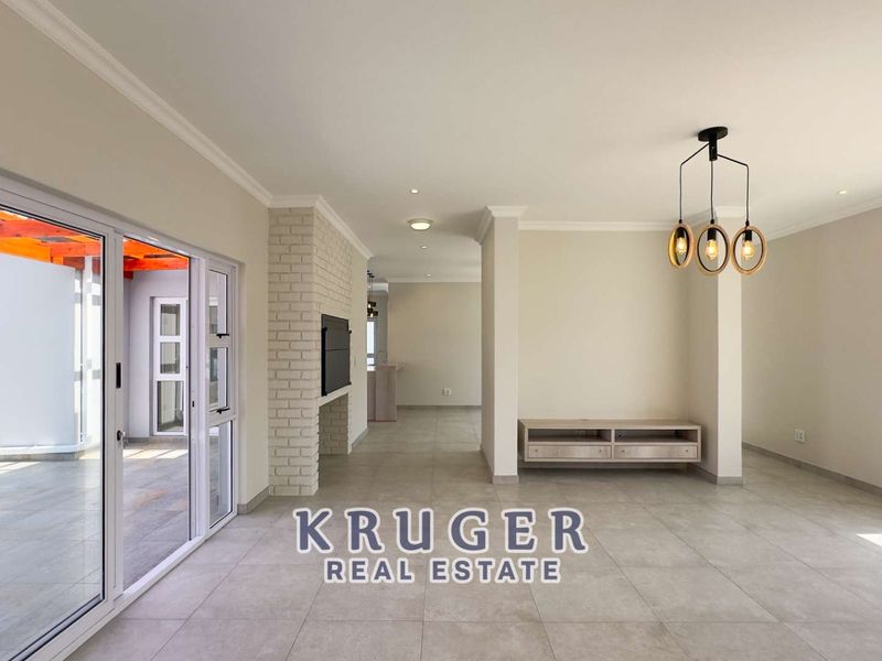 🏡✨ Modern Family Home + Flat – A Must See! - Photo 6