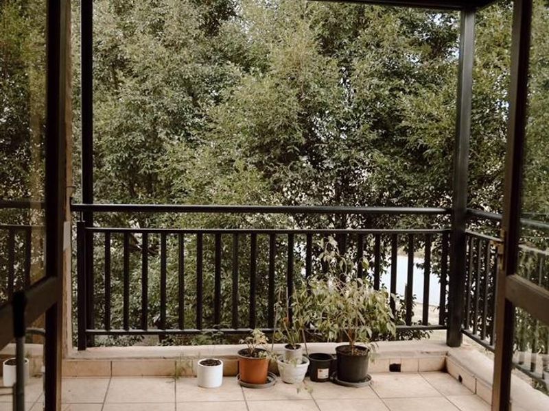 Spacious & Sunny 3-Bedroom Apartment in Prime Waterval East! - Photo 7