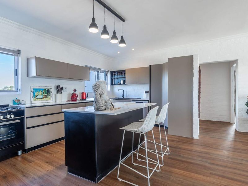 Your New Seaside Home in a Secure Estate - Photo 6