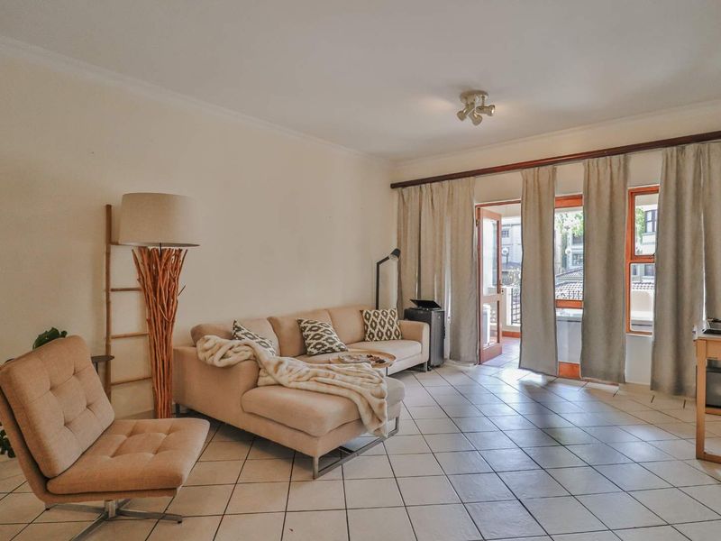 Lovely 2 bedroom, 2 bathroom available for sale in Bryanston - Photo 7
