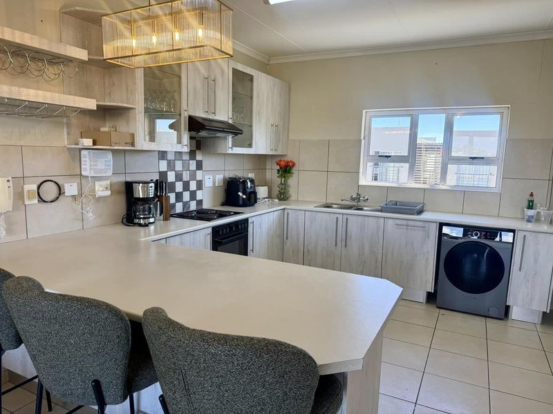 2 Bedroom Townhouse TO LET in Kleine Kuppe - Photo 8