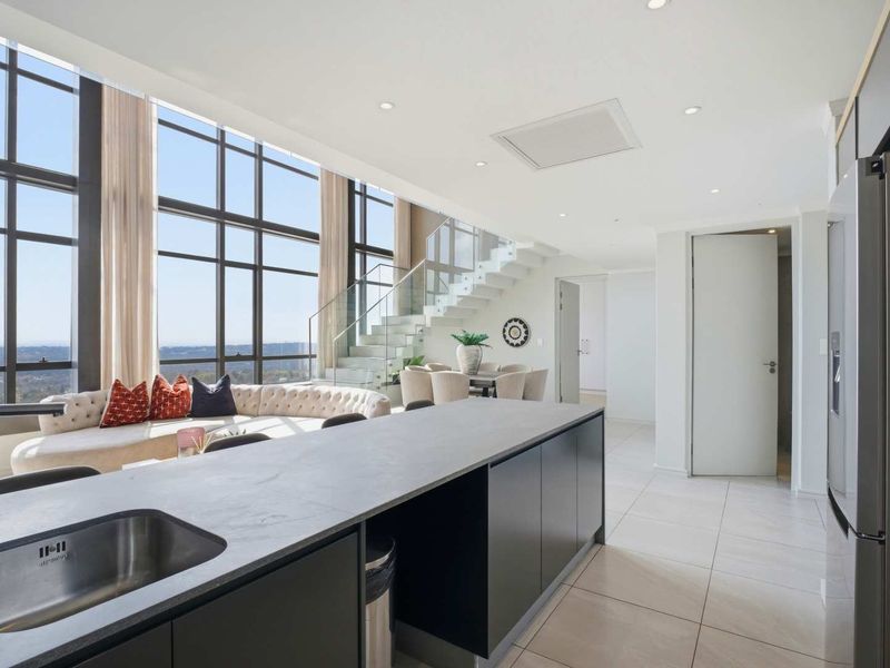 Skyline Elegance: Own a Piece of Sandton's Exclusive Penthouse! - Photo 7