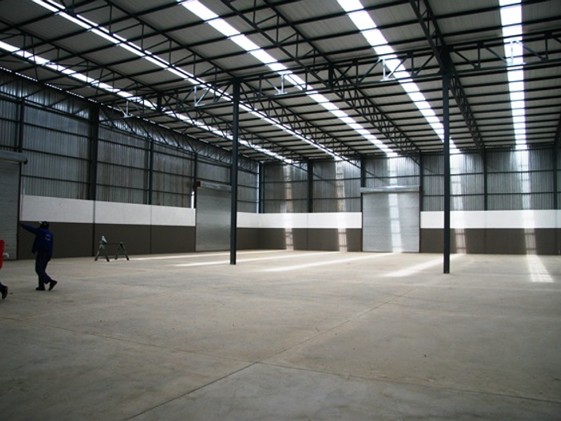 Showroom, Offices & Warehouses A-Grade Building For Sale - Photo 1