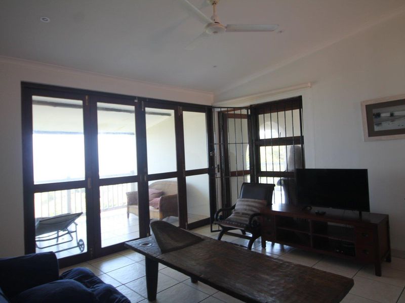 Furnished 2 bedroom House - Photo 6