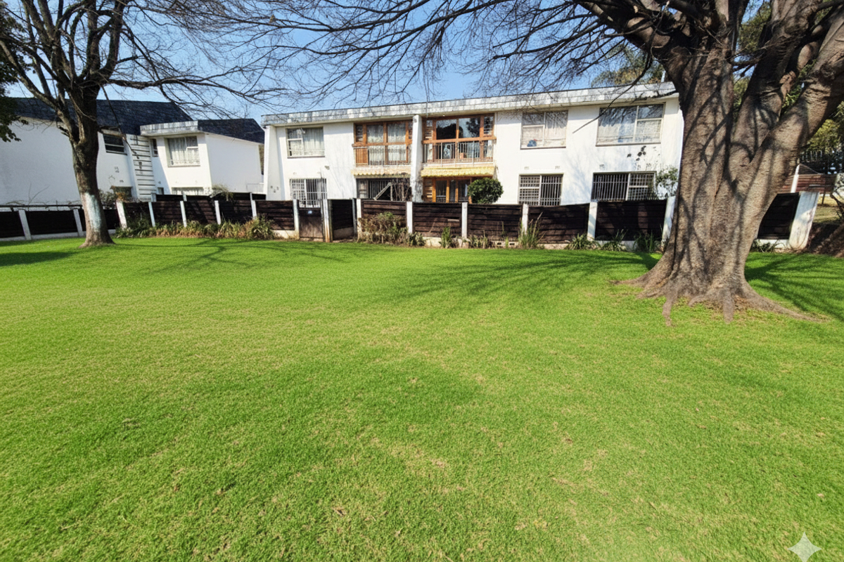 Newly renovated 3 Bedroom - Photo 3