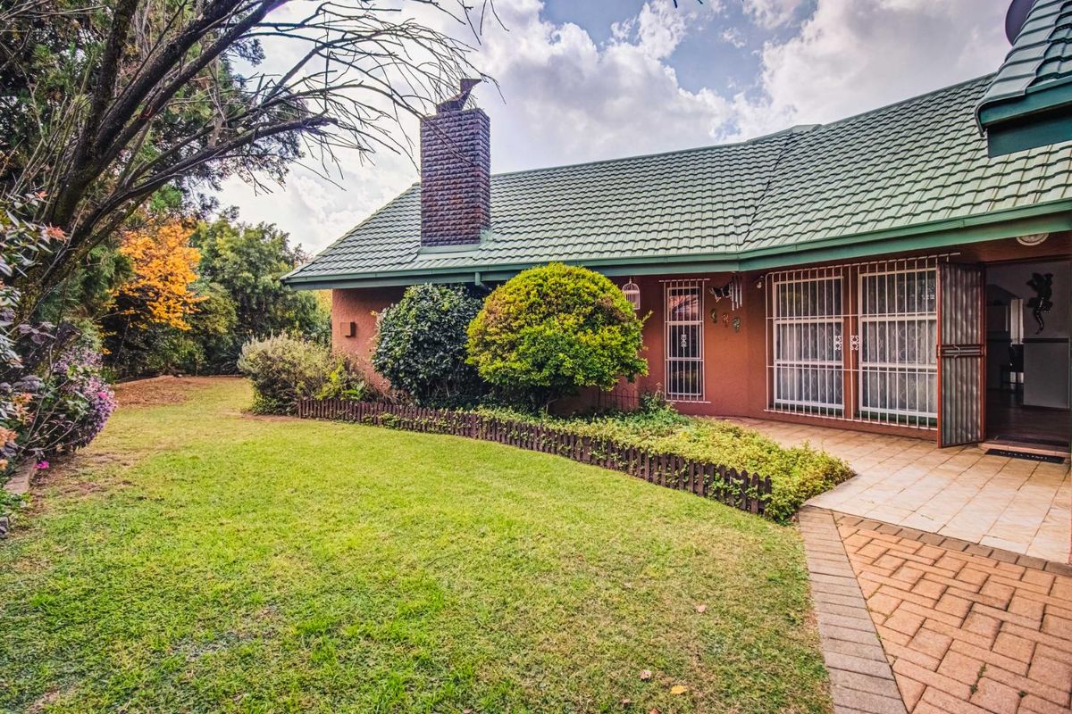 Corner Comfort Meets Family Living in the Heart of Atlasville! - Photo 3