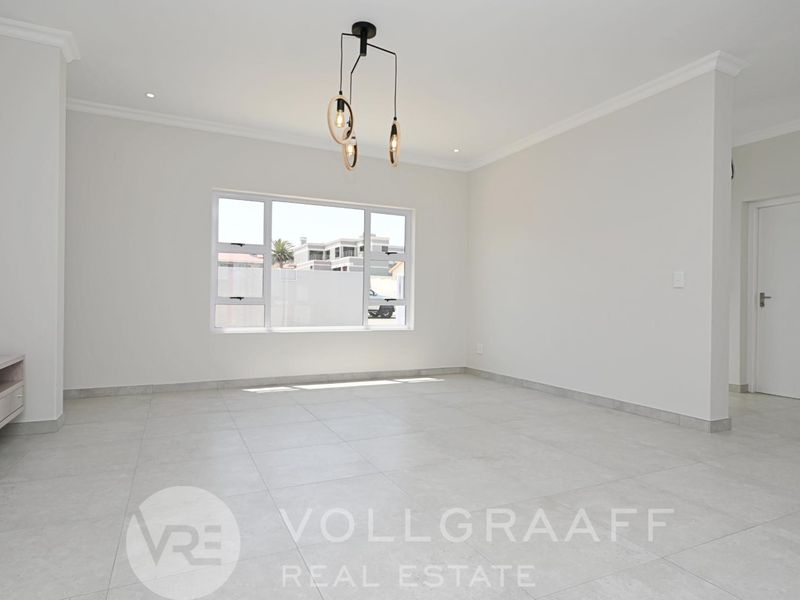 Family Home with Modern Finishes & Separate Flatlet - Photo 6