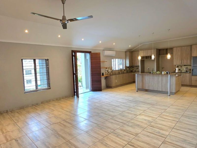 This is the one to buy Ntulo Wildlife Estate, value for your money. - Photo 9