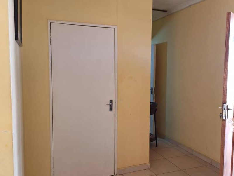 3 Bedroom House For Sale in Brakwater - Photo 7