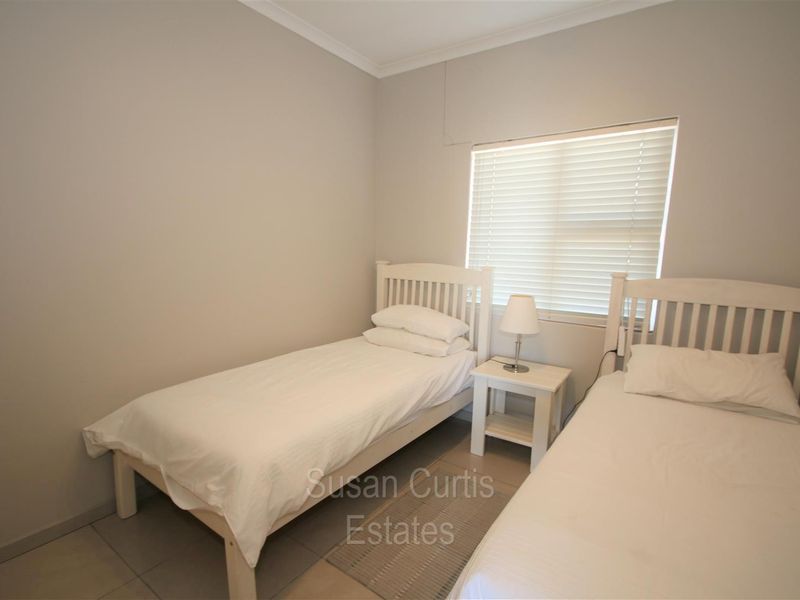 Fully Furnished Holiday Apartment - Photo 9