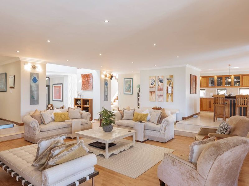 VERSATILE PROPERTY SET IN OCEAN VISTA OF OUBAAI GOLF ESTATE - Photo 10