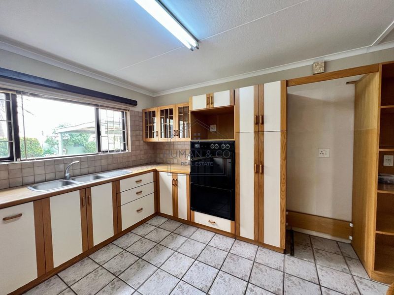 Spacious family Home in prime Meersig Area - Photo 6