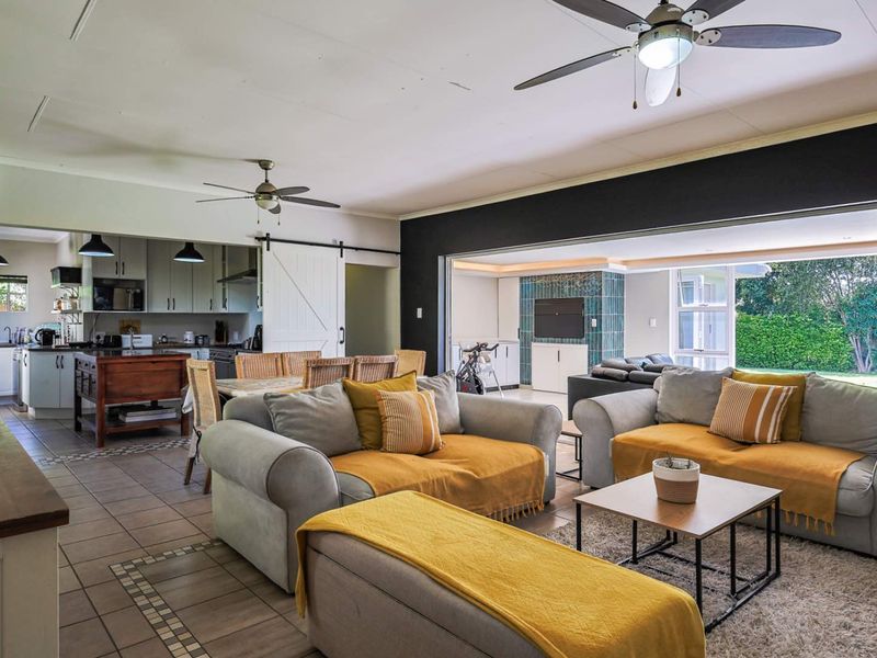 Exclusive Charming Family Home with Spacious Living and Entertainment Areas in Die Wilgers - Photo 3