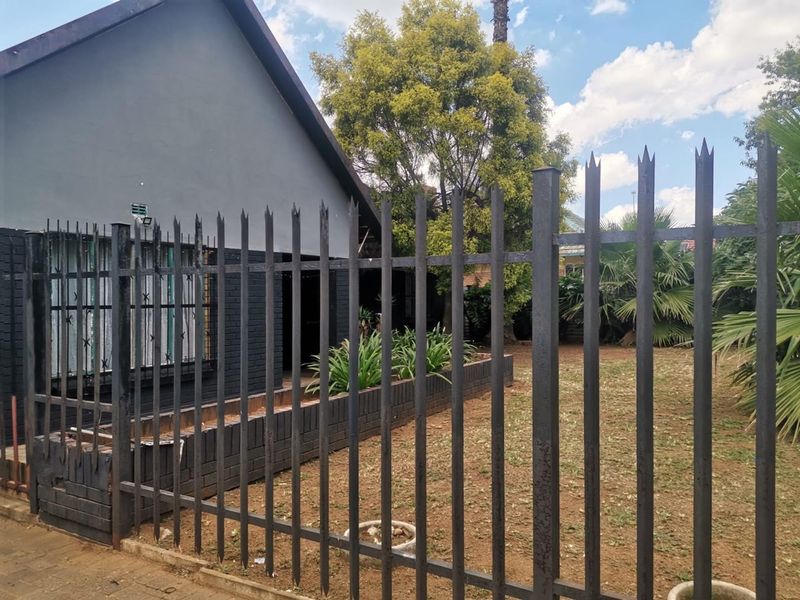3 Bedroom House For Sale in Vanderbijlpark CE 1 - Photo 10