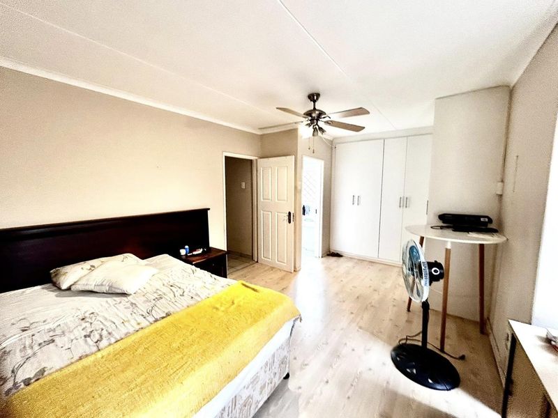 3 Bedroom Townhouse For Sale in Avis - Photo 4