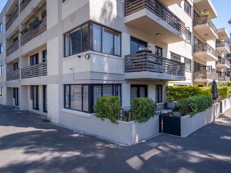 Modern Coastal Studio with Private Patio - Photo 4