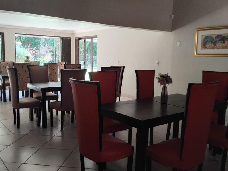 HOME AND GUEST HOUSE - Photo 9