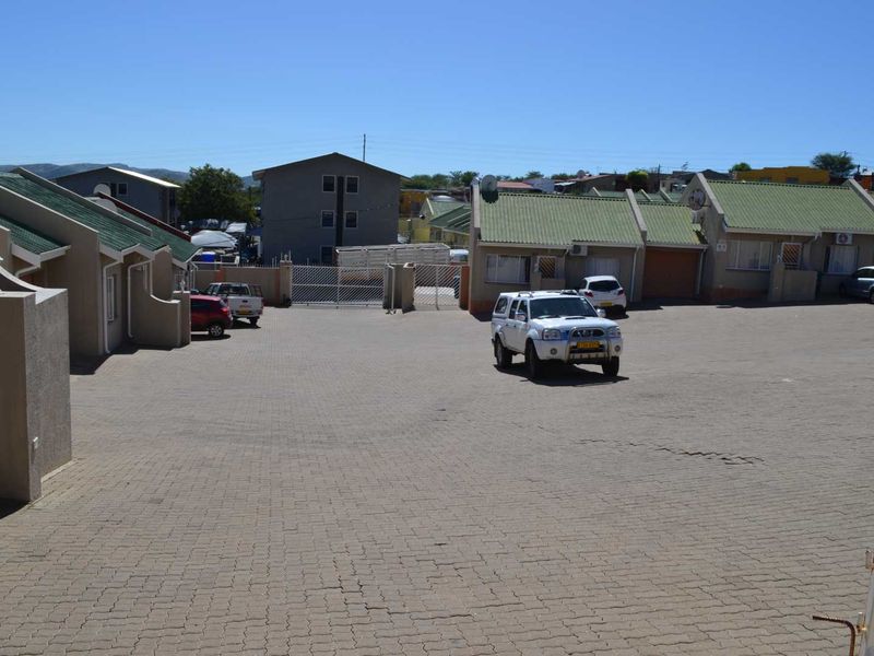 Townhouse for Sale in Rocky Crest! - Photo 6