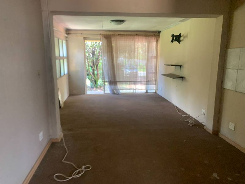 HIGH-ROI FLIP OPPORTUNITY | 1550 SQM DEVELOPMENT POTENTIAL - Photo 2