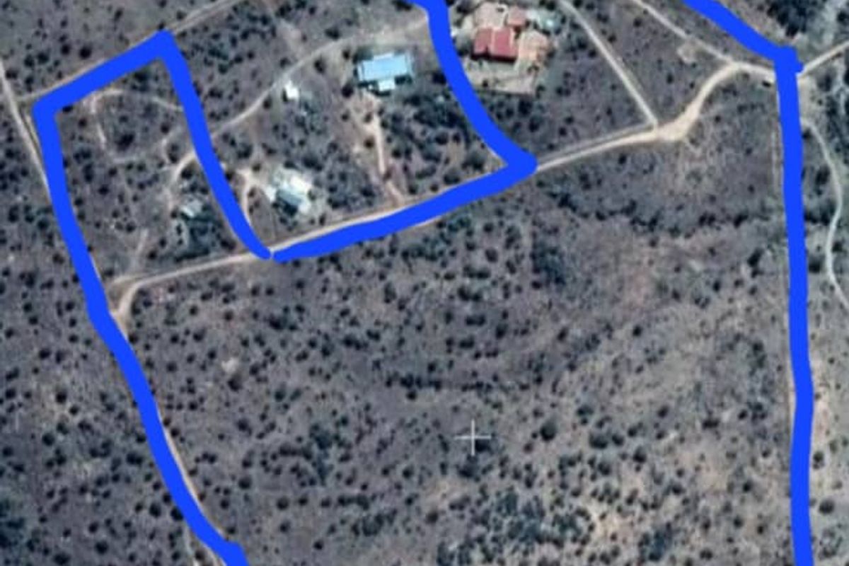FOR SALE - SMALL HOLDING NEAR WINDHOEK, NAMIBIA 13.14 Ha - Photo 4