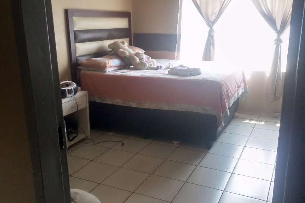 This Lovely 2 bedroom house in Pretoria west is now for sale. - Photo 4