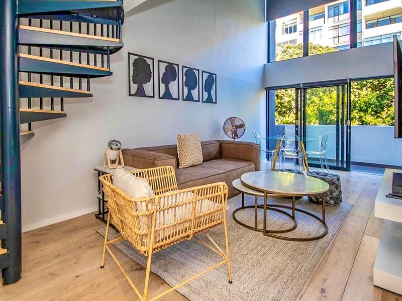 Sea Point Stunner - Airbnb Gold - Photo 2