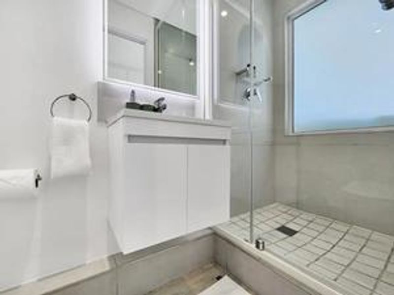 Studio Apartment with Iconic Mountain Views – For Sale | 1 on Albert, Woodstock, Cape Town - Photo 10