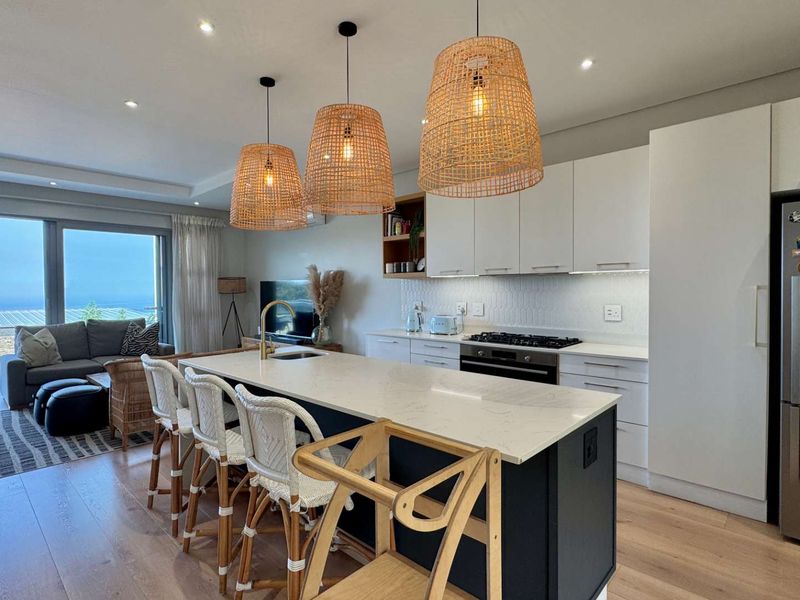 Exclusive Executive Estate Living - Photo 7
