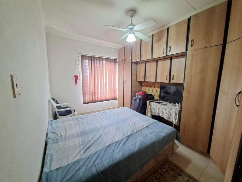 Cosy Family Home - Photo 10