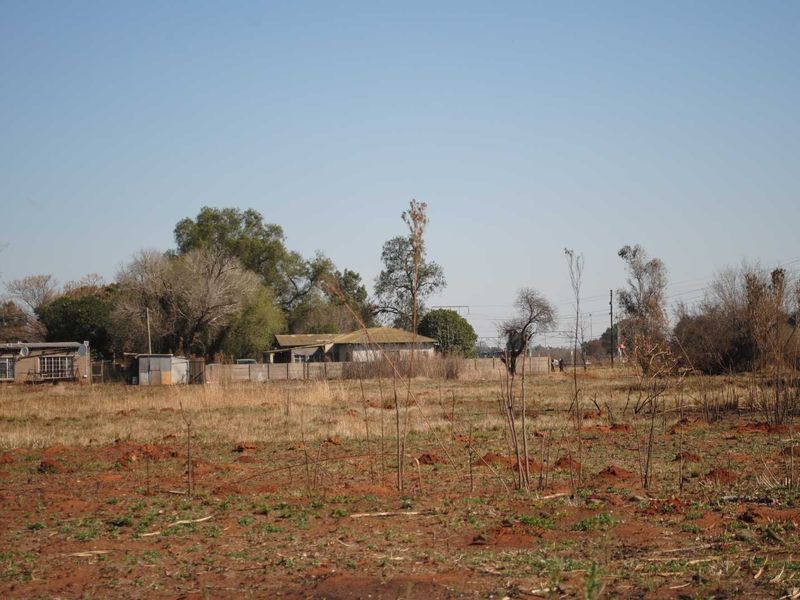 Most affordable Vacant Stands - Well priced - Cash buyers only - Photo 5