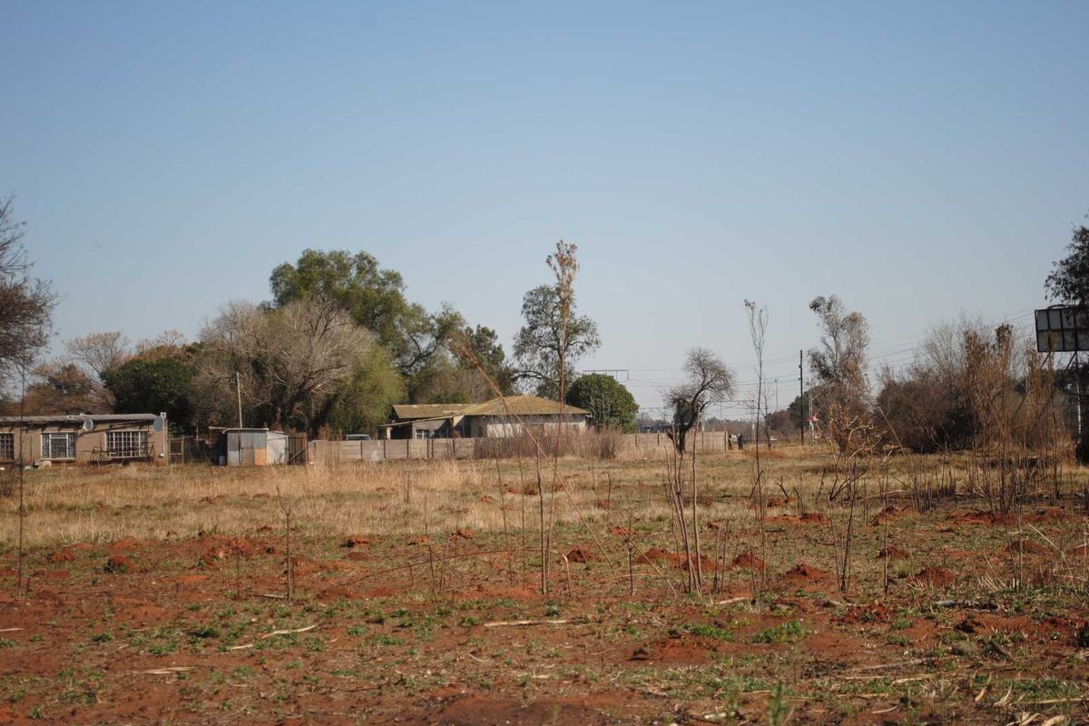 Most affordable Vacant Stands - Well priced - Cash buyers only - Photo 5